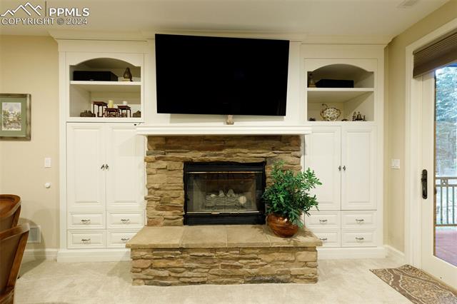 4430 Carriage House View