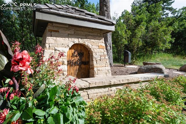 4430 Carriage House View