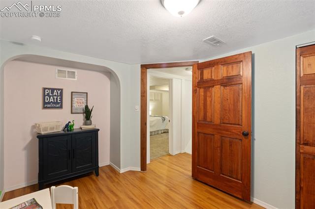 1728 N El Paso Street