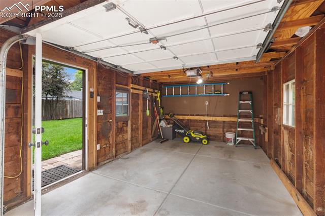 1728 N El Paso Street