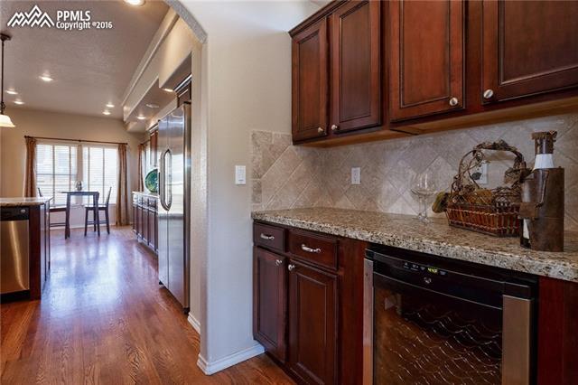 4894 Preachers Hollow Trail