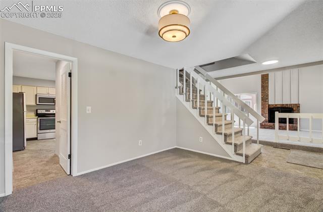 3177 Blue Mountain Way