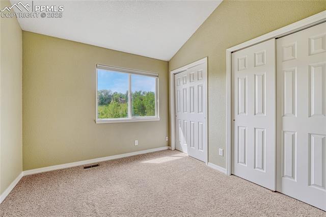 3275 Chestnut Glen Lane