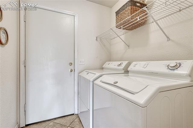 3275 Chestnut Glen Lane