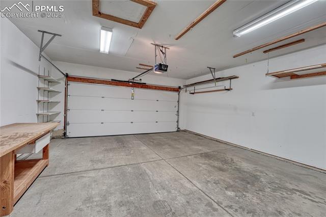 3275 Chestnut Glen Lane