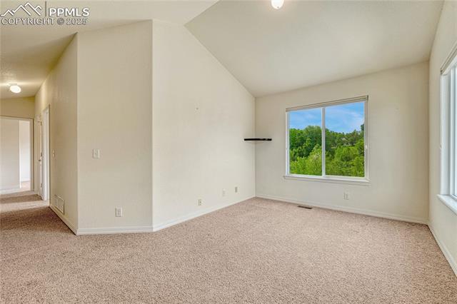 3275 Chestnut Glen Lane