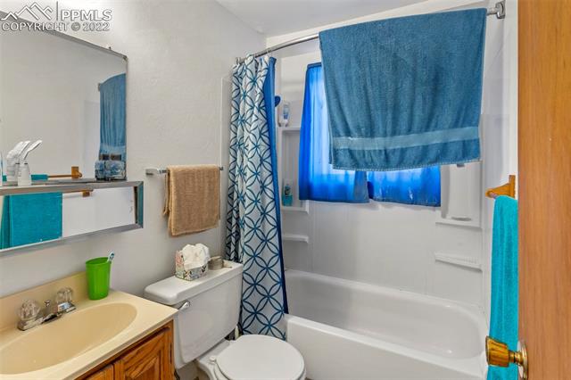 7075 Alegre Circle