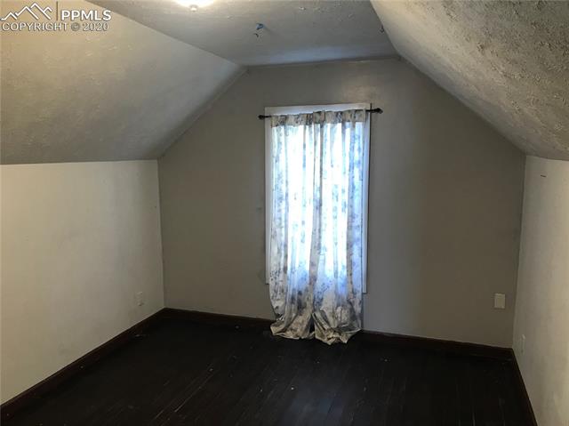 835 E COSTILLA Street