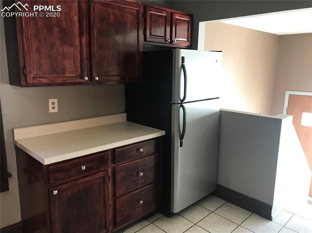 835 E COSTILLA Street