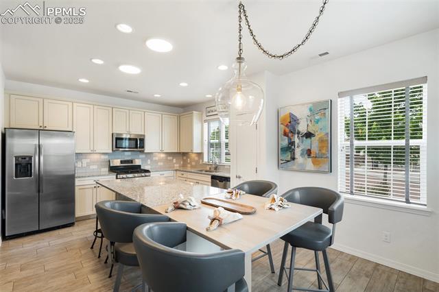 435 Eclipse Drive