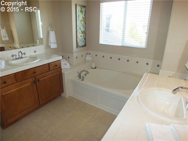 5042 petrified Forest Trail