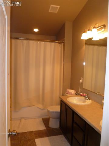 2442 Fieldbrook Court