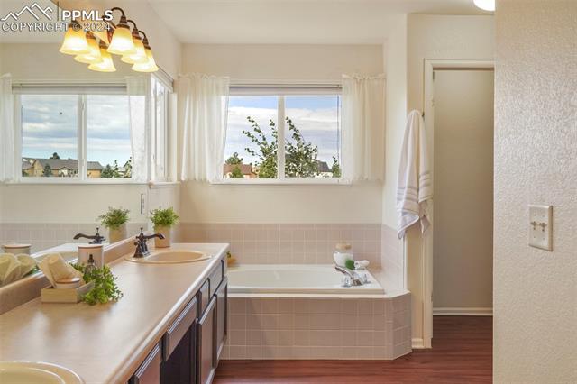 9090 Royal Melbourne Circle