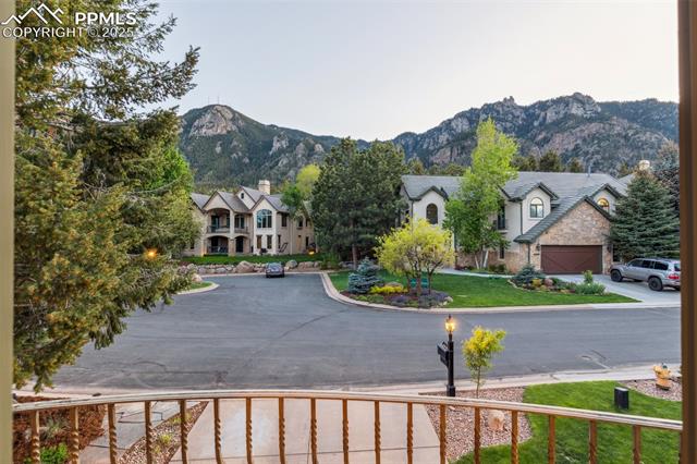 856 Mont Blanc View