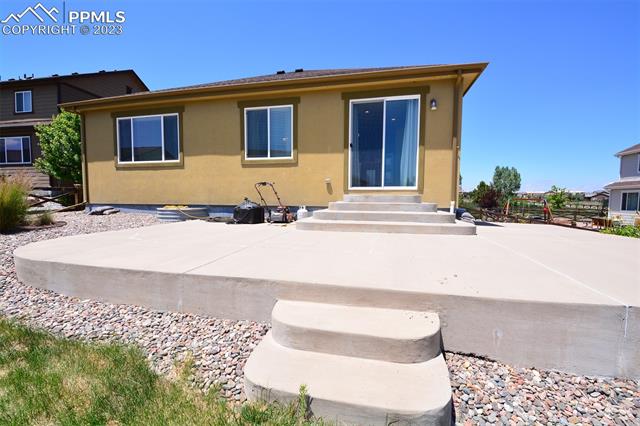 8275 Silver Birch Drive