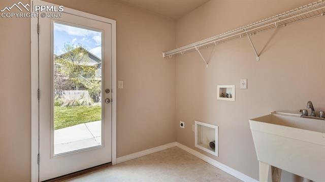 5042 Petrified Forest Trail