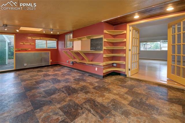 4610 S Sleepy Hollow Circle