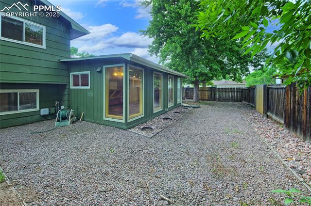 4610 S Sleepy Hollow Circle