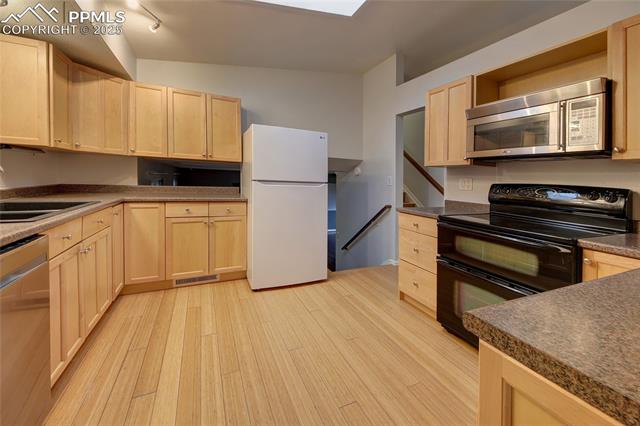 4610 S Sleepy Hollow Circle