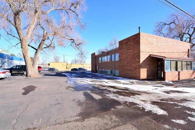 320 & 326 E Costilla Street