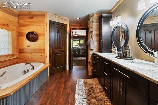 101 Daniwood Grove