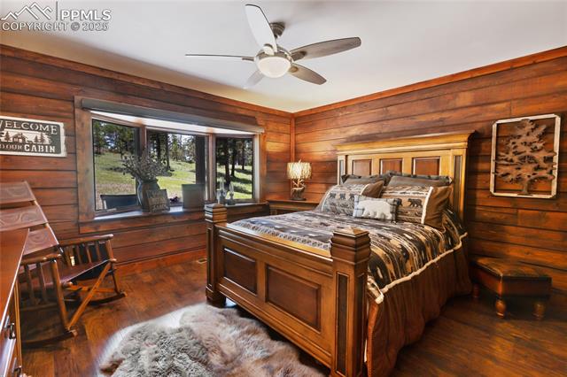 101 Daniwood Grove