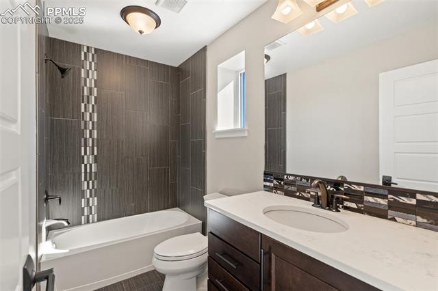 1364 Sunshine Valley Way