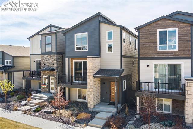 1364 Sunshine Valley Way