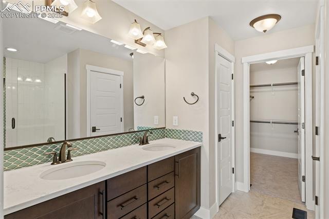 1364 Sunshine Valley Way