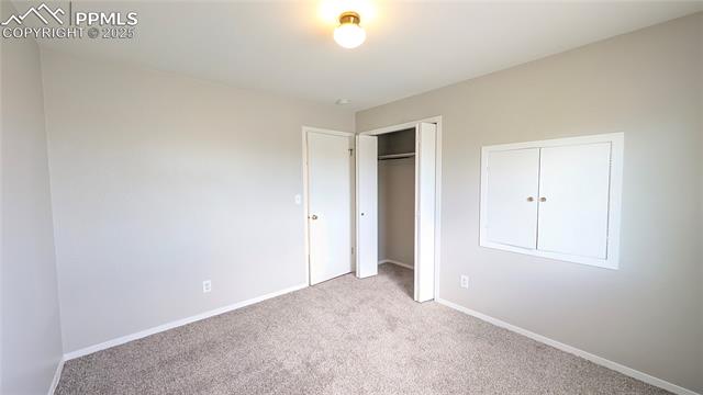 720 W Northwoods Drive