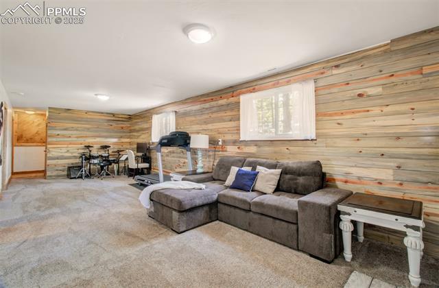 4580 Creek View Road