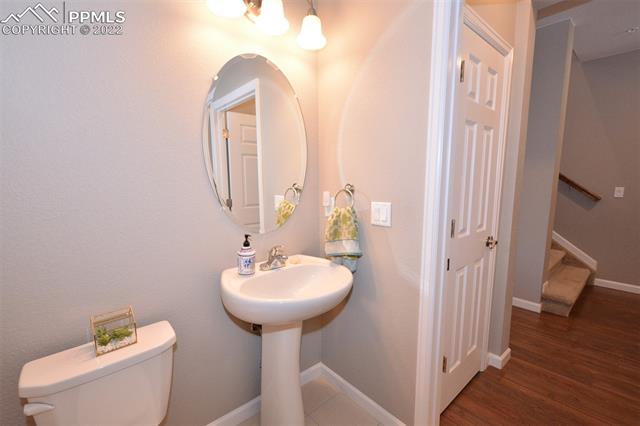 15622 Kitchener Way