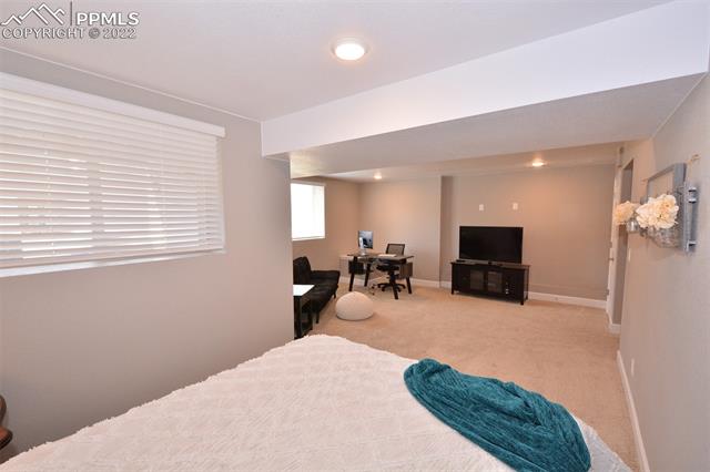 15622 Kitchener Way