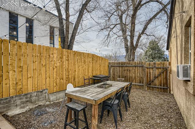 207 N Hancock Drive