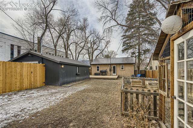 207 N Hancock Drive