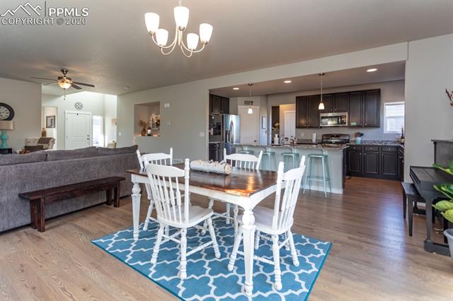 1720 Willow Park Way