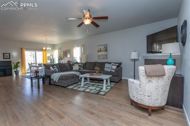 1720 Willow Park Way