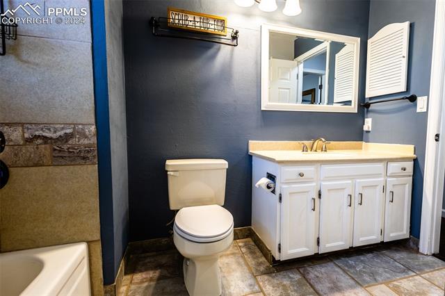 530 Saddlemountain Road