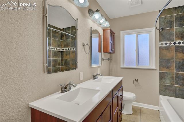 4 El Sereno Drive