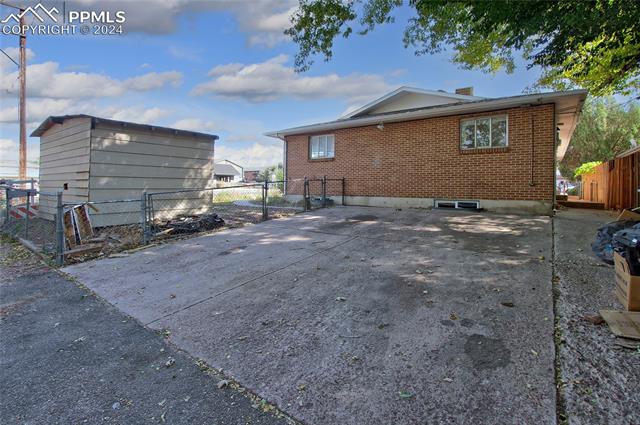 2940 Illinois Avenue