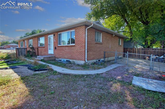 2940 Illinois Avenue