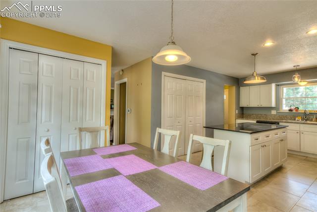 2211 Glenn Summer Road