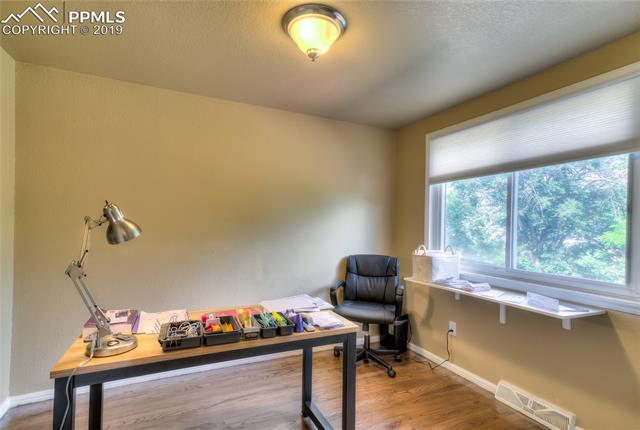 2211 Glenn Summer Road