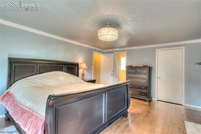 2211 Glenn Summer Road