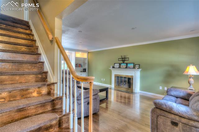 2211 Glenn Summer Road