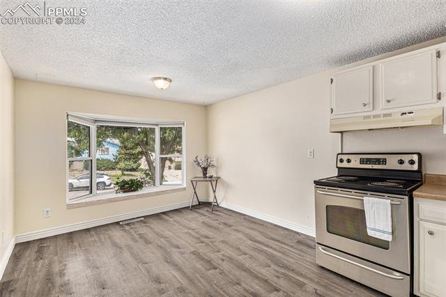 6955 Mescalero Drive