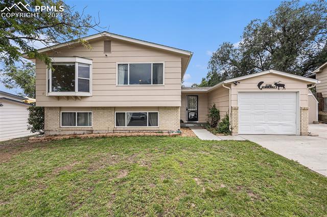 6955 Mescalero Drive