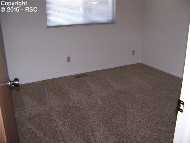 3325 E Oak Creek Drive