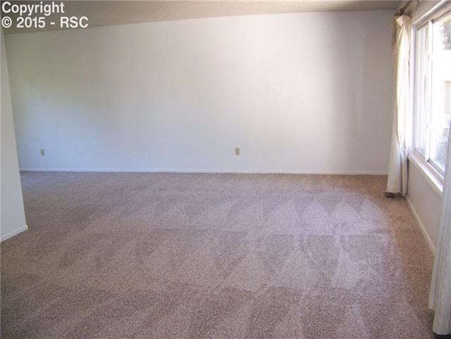 3325 E Oak Creek Drive