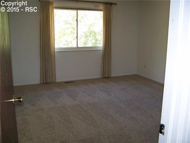 3325 E Oak Creek Drive